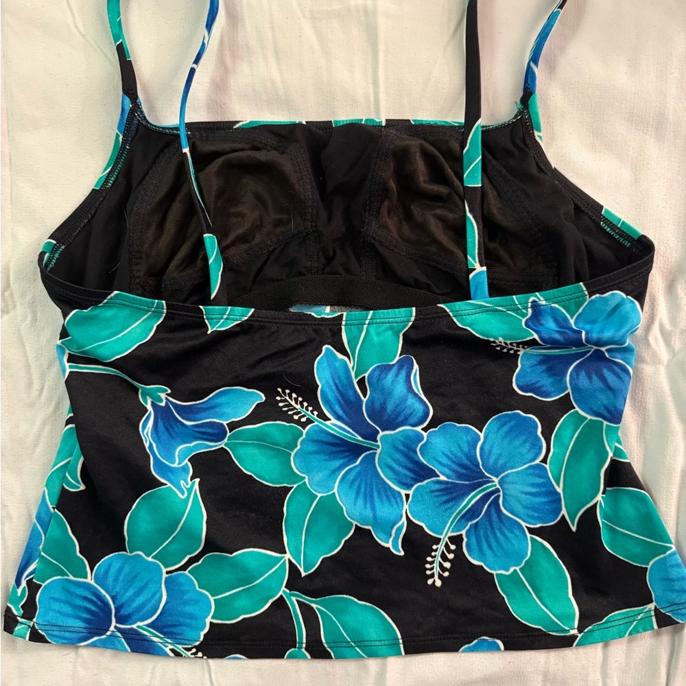Floral Two-Piece Tankini Set with Blue and Green Hibiscus - Picture 3 of 5
